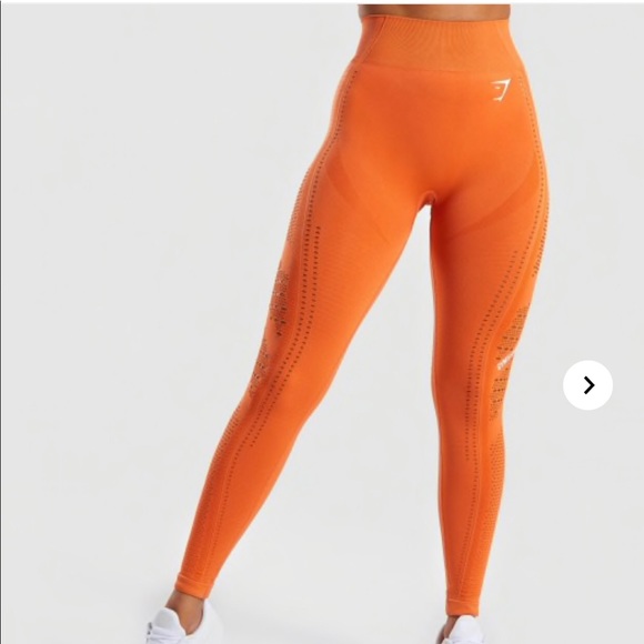 ISO: FLAWLESS KNIT SIZE SMALL - Picture 2 of 4